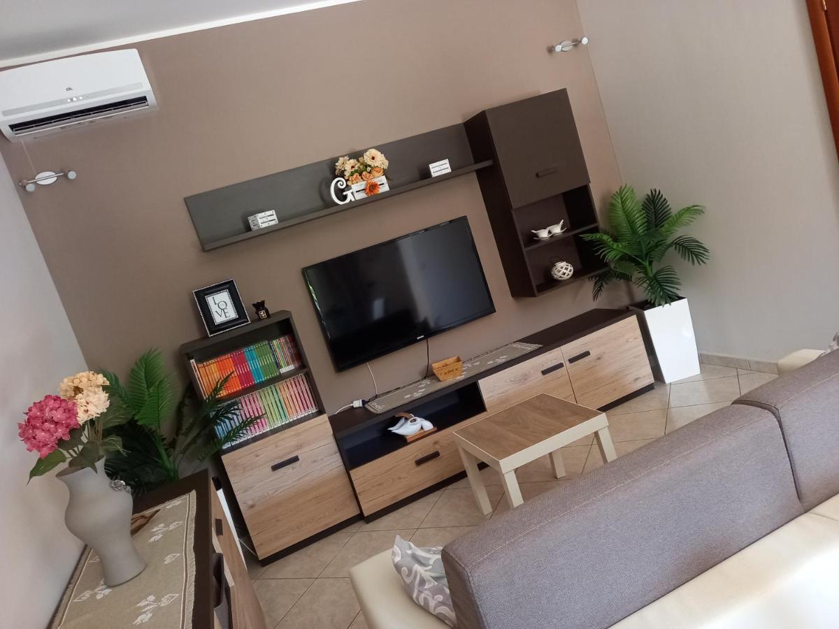 Gio'S House Villa Collemeto ภายนอก รูปภาพ